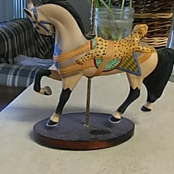 Franklin Mint Vintage Carousel Horse Mint - Picture 4 of 4